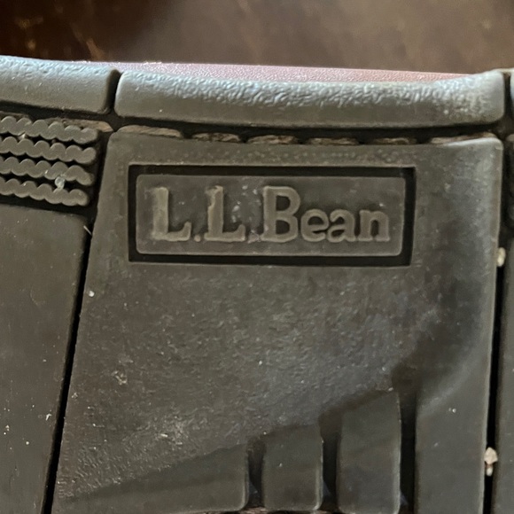 L.L. Bean Rich Brown Leather Boat Shoes - Picture 2 of 8